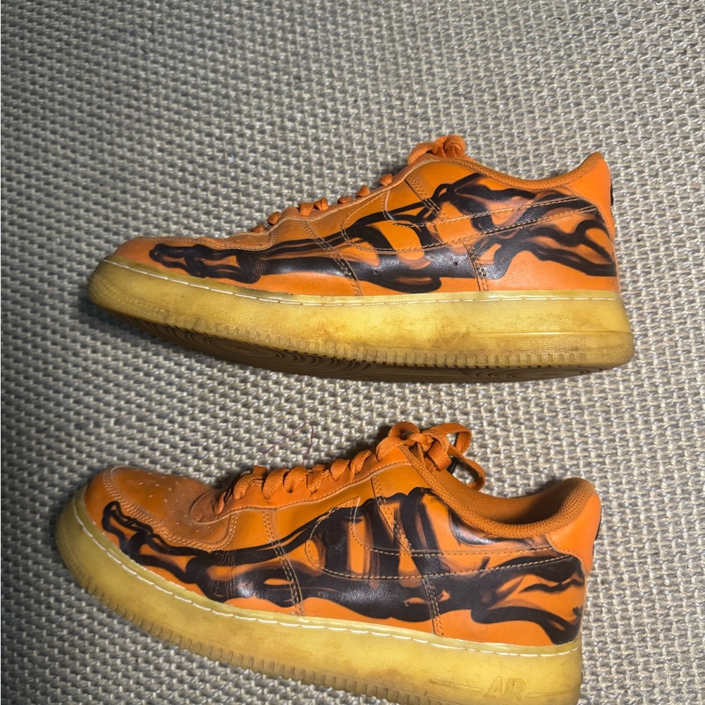 Nike Air Force 1 Low Orange Skeleton Halloween (2020)